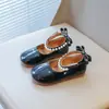 Zapatos de Charol para Niña Colección Primavera 2026: Zapatos Planos Retro de Princesa de Moda con Lazo de Perlas, Estilo Elegante