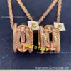 Colar Versátil de Ouro 18K de Luxo de Alta Qualidade para Mulheres com Toque Premium, Presente Perfeito para Namorada, Colar com Fecho de Ferradura de Rubi Edição Limitada Fred