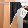 Lenço triangular, acessório feminino em camadas, cinto jeans, lenço de cintura, acessório de viagem, camisa, xale estiloso