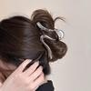 Pinza para el pelo grande de metal geométrico para mujer, novedad de 2024, pinza para el pelo de alta gama con forma de tiburón, elegante accesorio para el pelo