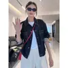 Chaqueta Corta de Mezclilla con Diseño Vintage para Mujeres Petites, Colección Otoño 2026, Chaqueta Corta de Mezclilla para Mujer