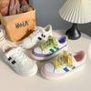 Zapatos de plataforma beige para mujer 2025 explosiones Joker moda deportes ligeros casuales zapatos blancos zapatos de plataforma deportivos BE-6838