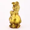 Estátua de Macaco Ruyi de Latão Apresentando Pêssego da Longevidade, Simbolizando Sorte e Longevidade, Ornamento Decorativo de Latão para Casa