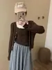 Conjunto de top de dos piezas con lencería de encaje, nuevo estilo otoño 2026, dulce y elegante, conjunto de punto de estilo simple