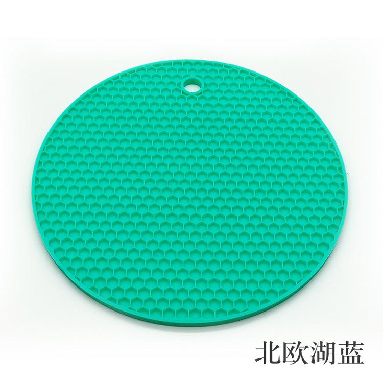 北欧湖蓝