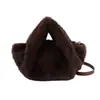 Bolsa Tote Plush Retrô Transfronteiriça Nova Coleção Outono/Inverno 2026 Bolsa de Ombro Único Transversal Casual Versátil de Grande Capacidade