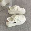 Nuevos Zapatos Deportivos Blancos para Mujer 2026 Primavera/Otoño, Lindos y Divertidos, Gato Pequeño, Escote Bajo, Velcro Lindo, Suela Gruesa, Cordones Delanteros