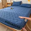 Funda de colchón acolchada antibacteriana Clase A, funda de cama segura para bebés, protector de colchón impermeable a prueba de orina, funda de cama modelo nuevo 2026