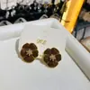 Pendientes Clásicos Negros de Flor Grande con Diseño Único, Moda de Alta Gama, Clavijas de Pétalos Exagerados, Pendientes Ligeros de Lujo para Mujer