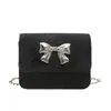 Mini Bolsa Feminina de Alta Qualidade Estilo Coreano 2025 Nova Versátil Coração de Menina Corrente de Laço Ombro Transversal Pequena Quadrada