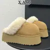 Botas de Neve Integradas de Pele de Ovelha Sangpo para Mulheres, com Lã Adicionada e Isolamento Espesso, Sapatos Quentes de Algodão com Solas Grossas, Sapatos Estilo Birkenstock que Aumentam a Altura, Pantufas Peludas