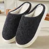 Chinelos de algodão para homens e mulheres, outono e inverno, casa, interior, pelúcia grossa, quentes, casal, simples, antiderrapantes, para mulheres no inverno