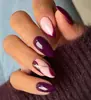 Nuevo Estilo de Exportación Europeo y Americano 24 Piezas de Uñas de Manicura, Uñas Largas Almendradas Doradas Rayadas Estilo Sexy de Moda, Uñas Portables al por Mayor