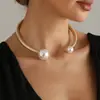 Joyería Transfronteriza Europea y Americana, Gargantilla Pulsera de Cadena Hueso de Serpiente Vintage con Perlas, Exagerado Diseño de Doble Perla, Gargantilla de Alta Gama