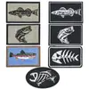 Parche de Tela Bordado Blanco y Negro Borde Rojo Impreso Velcro Criaturas Animales Insignia Cuadrada Parche Táctico Velcro