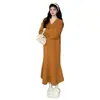 Vestido de maternidad estilo coreano otoño/invierno 2026, cuello en V, diseño largo y moderno, bajo de cola de pez, bata de maternidad larga