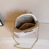 Bolsa de Mão Noturna Estilo Barroco para Mulheres, Bolsa de Corrente de Concha Nicho Transfronteiriça, Bolsa de Ombro Transversal Estilo Chinês Retro Cheongsam