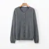 Suéter de lana forrado de polar liso para otoño e invierno, suéter de cachemira para mujer, cárdigan de cuello redondo, prenda exterior casual de punto sin costuras