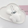 Muñeco de perro de dibujos animados con gafas, broche, llavero, colgante para mochila escolar, cachorro blanco de peluche, accesorios.
