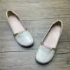 2026 Primavera/Verano Nuevo Comercio Exterior 2026 Verano Nuevo Antideslizante Zapatos de Madre Bloqueo de Color Zapatos de Mujer Punta Redonda Transfronterizo