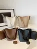 Bolsa de mão versátil para o dia a dia, estilo transfronteiriço, bolsa tipo saco para mulheres, nova coleção de verão 2026, bolsa de ombro/transversal casual e moderna