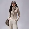 Conjunto de Yoga para Mujer de Nylon con Sensación de Piel, Chaqueta Cardigan Casual de Manga Larga con Cuello Alto y Múltiples Bolsillos, Pantalones Largos Casuales, Conjunto de Dos Piezas para Correr