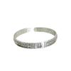 Pulsera de Plata de Ley S999 para Mujer, Diseño Abierto Sólido con Estilo Vintage, Presentando el Carácter "Fu" y el Sutra del Corazón, Joyería Simple y Versátil, Perfecta como Regalo para Personas Mayores