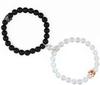 Pulseras Crown para Hombre y Mujer, un Par de Obsidiana Blanca Moonlight de Cristal al por Mayor, Joyería Versátil Antirradiación