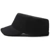 Gorra de visera plana para hombre, adecuada para todas las estaciones, gorra para protección solar al aire libre, gorra militar versátil de moda estilo coreano, gorra simple y elegante de pico de pato