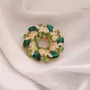 Broche Simple de Lazo con Corazón para Mujer, Ramillete de Alta Gama, Pin Anti-Exposición para Cuello de Mujer, Pin para Cárdigan, Accesorio de Ropa