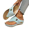 Sandalias de cuña con tiras caladas y puntera de tanga para mujer, transfronterizas, con hebilla metálica, suela gruesa, antideslizantes, transpirables, adecuadas para ir al trabajo en verano, playa, versátiles, suela suave