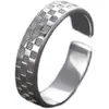 Anel Xadrez Quadrado Estilo Coreano Tabuleiro de Xadrez Individual Masculino Nicho High-end Retro Estilo Frio Tendência Personalidade Abertura