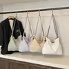 Bolso Tejido de Paja de Gran Capacidad para Mujer 2025 Nuevo Bolso Tejido para Vacaciones en la Costa de Primavera y Verano con Cintas de Colores Bolso Tote de Hombro Único para Viajes