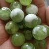 Cuentas dispersas Xiuyu, cuentas redondas de jade con cubierta de leche verde, accesorios de bricolaje hechos a mano, piedra original, venta al por mayor, accesorios de cuentas de jade mm
