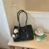 Bolsa de Hombro Tejida Nueva de Verano 2026, Simple y Elegante, para Debajo del Brazo, para el Trabajo y los Viajes, Bolso de Hombro Estiloso y Atractivo