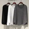 Camiseta Única de Manga Larga con Cuello en U para Mujer, Nueva Talla Grande, Principios de Primavera, Holgada, Versátil, Dobladillo Curvo, Camiseta Base