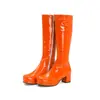 Comercio Exterior Otoño e Invierno Nuevo Estilo Tacón Grueso Tacón Medio Botas para Mujer Charol Botas Altas Botas de Punta Cuadrada Cremallera Lateral Blanca Botas para Pole Dance