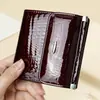 Cartera corta de cuero para mujer transfronteriza rusa, monedero de cuero, bolso de mano con patrón de cocodrilo, venta al por mayor