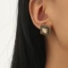 Pendientes de diamantes elegantes y exquisitos de la moda coreana Dongdaemun, pendientes cuadrados sencillos, retro y atmosféricos de alta calidad.