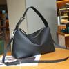 Bolsa Feminina de Couro Bovino de Primeira Camada, Ombro Único Transversal, Estilo Europeu e Americano, Cor Sólida, Simples e Elegante, Bolsa Transfronteiriça de Couro Genuíno, Bolsa Grande com Compartimento Macio