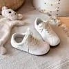 Sapatos infantis Forrest Gump de sola macia, novo modelo de outono, sapatos esportivos casuais antiderrapantes de sola macia para meninas de 3-6-12 anos, estilo coreano, versátil