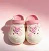 Charms para Sapato Crocs Kuromi Vendidos Globalmente Desenho Animado Amor Fofo Decorações para Sapato Crocs Acessórios para Sapato de Jardim