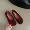 Zapatos Planos de Suela Lisa para Mujer 2024 Nuevos Retro de Suela Blanda Zapatos de Pezuña de Cerdo Zapatos de Punta Dividida Nicho Zapatos Plegados de Abuela Mocasines