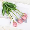 Flor de Tulipa Simulação Pe Borracha Macia Tulipa Buquê Silicone Flor Artificial com Sensação Hidratante Tulipa de 5 Cabeças Transfronteiriça