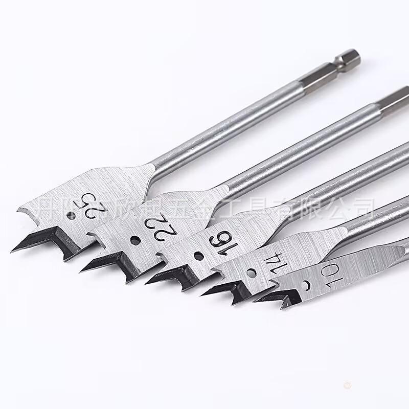 05E61B287095559DC06A4AD9CDF129