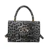 Bolsa de Hombro Cruzada Versátil Estilo Retro de Nicho Estampado de Leopardo Moda de Tendencia Europea y Americana Nueva Verano 2025