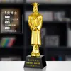 Pequeño trofeo de cristal para niños de preescolar estudiantes premio de graduación pequeño trofeo de recuerdo de doctor para niños