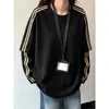 Camiseta Listrada de Manga Longa Preta Pesada Falsa de Duas Peças para Homens e Mulheres, Camada Base Estilo Americano Oversized de Outono