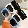 Gafas de sol cuadradas clásicas de estilo influencer, color dopamina, para mujer, hacen que la cara parezca más pequeña, versátiles para un look natural, protección solar, protección UV, de moda