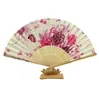 Comercio exterior venta caliente abanico de tela de seda abanico floral abanico plegable clásico abanico de regalo abanico de bambú artesanal abanico de flor de ciruelo